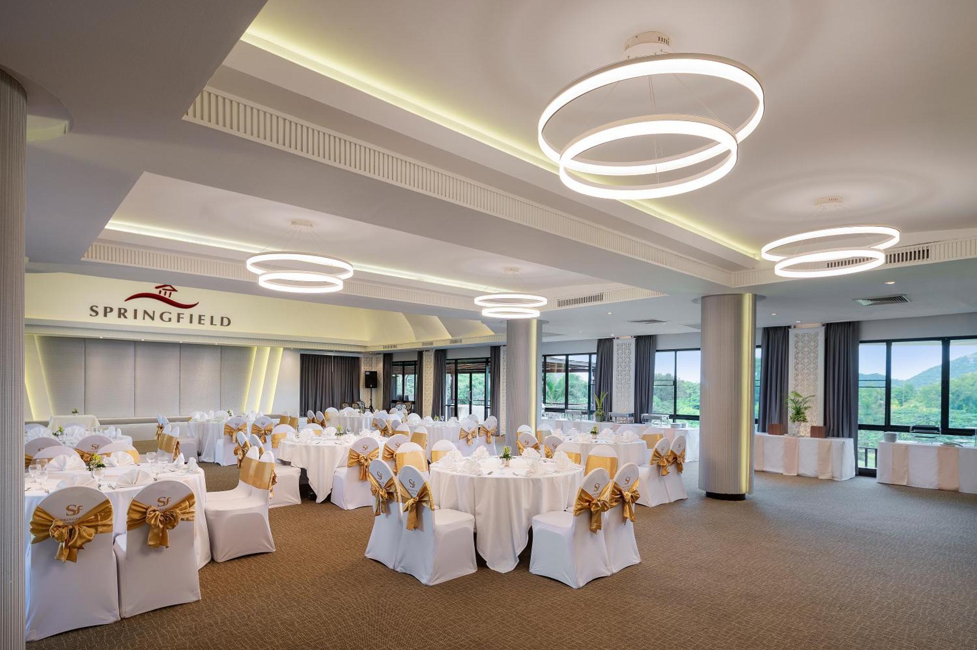 Springfield Village Golf & Spa Cha-Am Extérieur photo